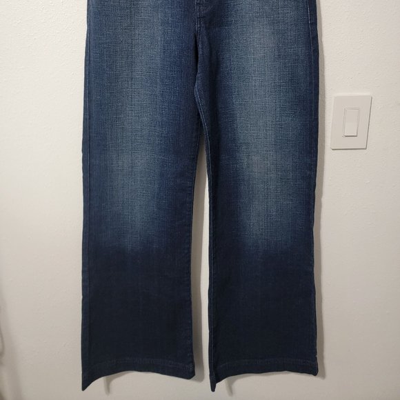 levi demi curve classic jeans womens 10M in blue - Picture 2 of 5